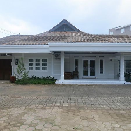 Elenor'S Home At Eyckman Bandung Kültér fotó